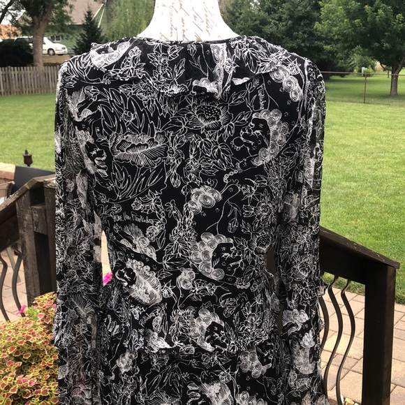 DVF DIANE VON FUERSTENBERG Dress Designer Black White Floral 10 Medium Viscose - Picture 6 of 9